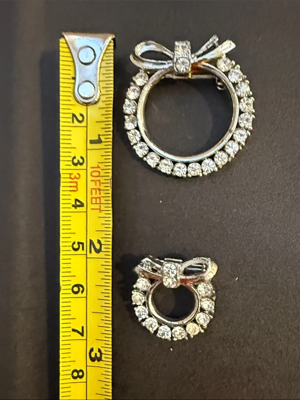 Silver-Tone Bow Circle Crystal Brooches - Women Jewelry